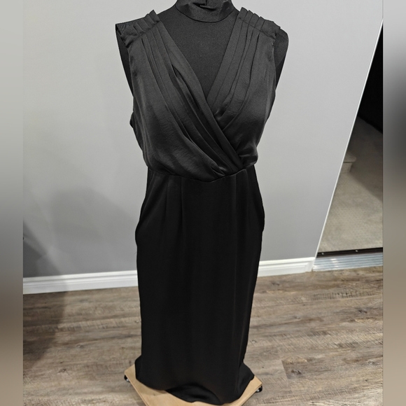 bcbgeneration black maxi dress Solid Structured Gown  BCBGMAXAZRIA